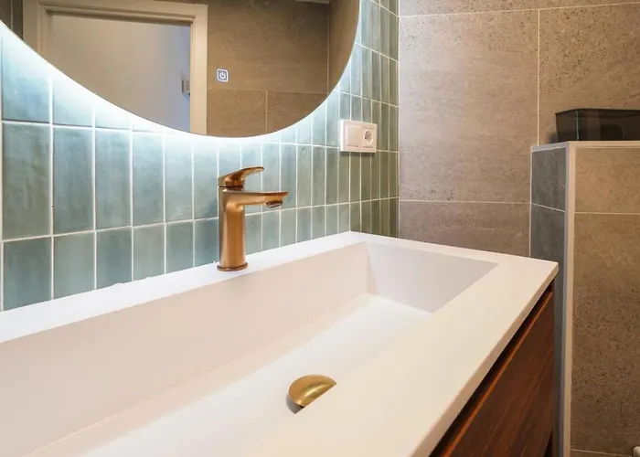 01 - Les Artes Apartment *