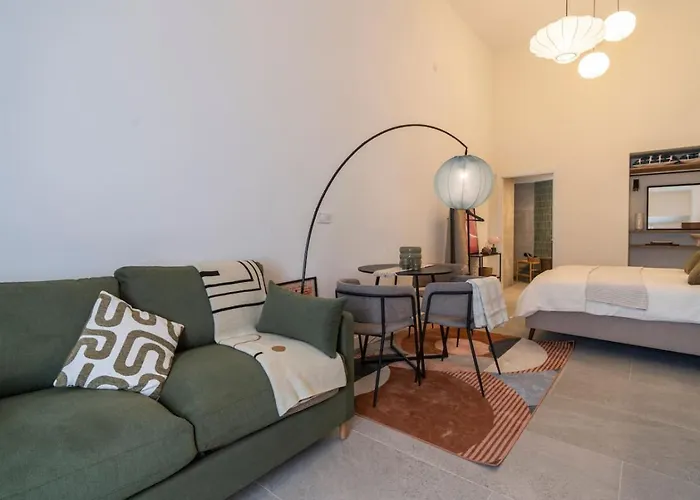 Apartment 01 - Les Artes *